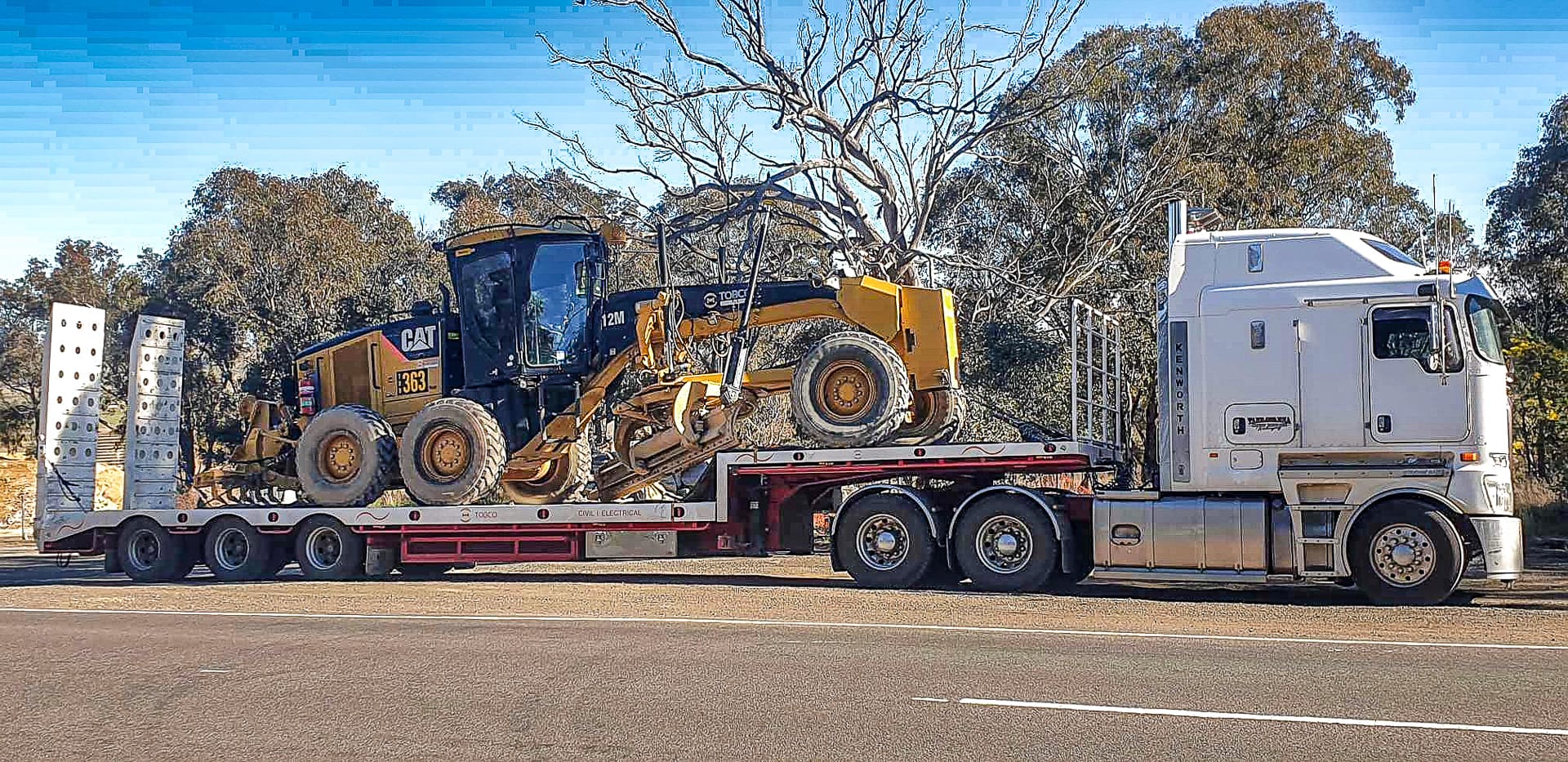 3.5m Tri-Axle Drop Deck Widener Trailer – photo 1