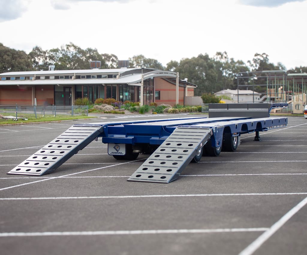 4m Ultra Tri-Axle Drop Deck Widener Trailer – photo 5