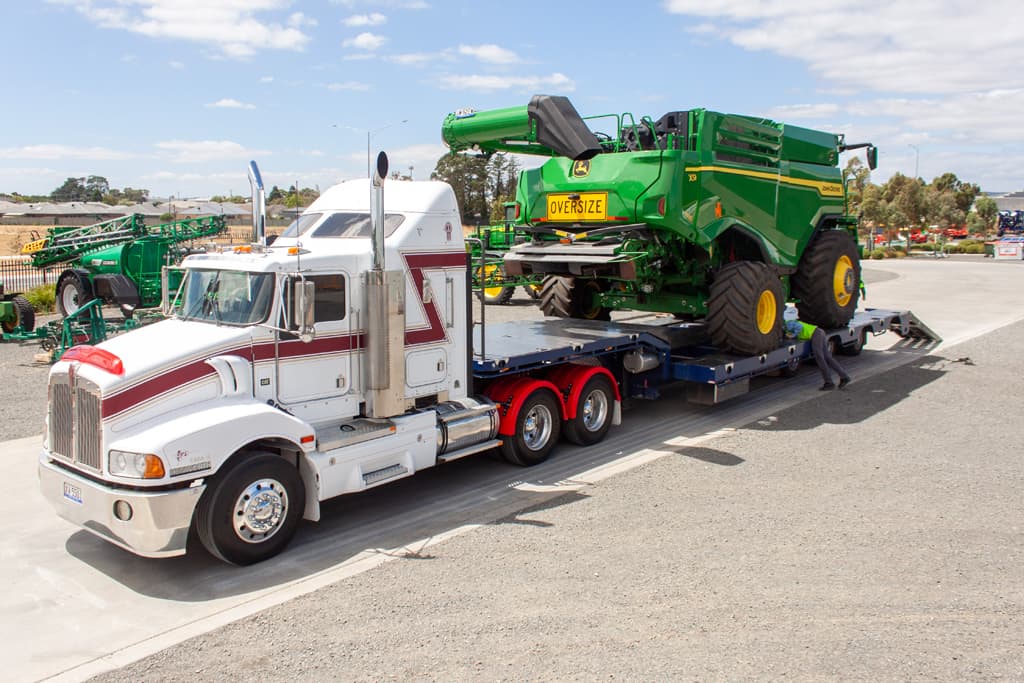 4m Ultra Tri-Axle Drop Deck Widener Trailer – photo 11