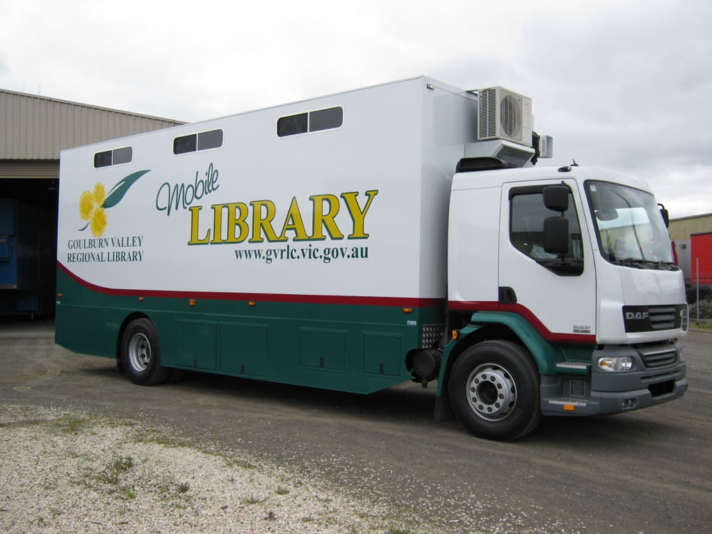 Rigid Truck Based Mobile Libraries & Bookmobiles – Gallery