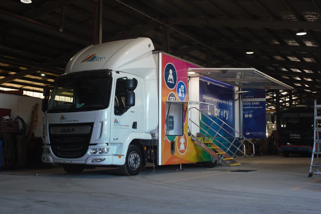 Rigid Truck Based Mobile Libraries & Bookmobiles – Gallery